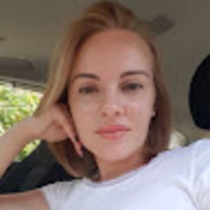 Meet your Posher, Elena